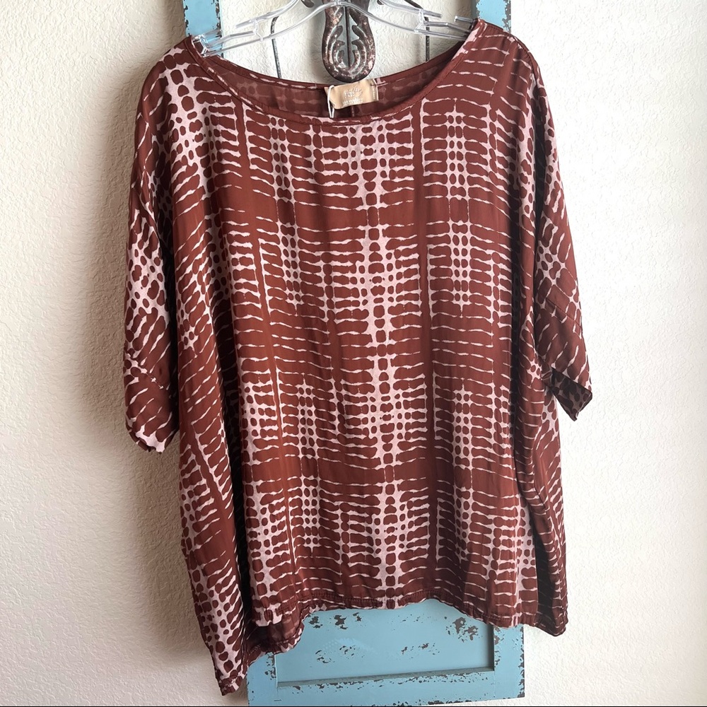 Free For Humanity Short Sleeve Silk Blend Blouse, NWT
